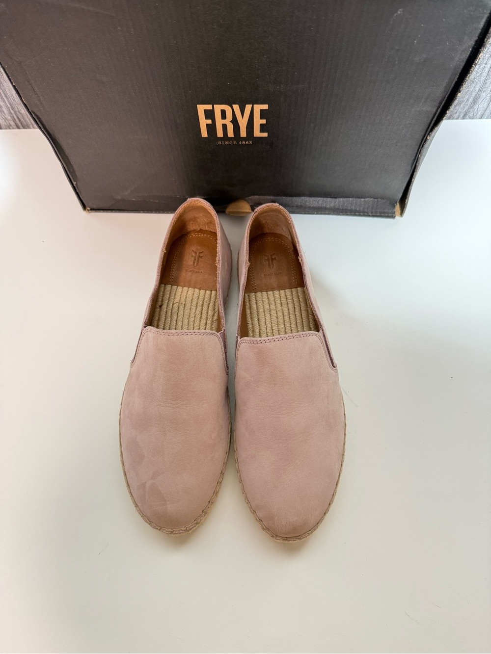 FRYE Slip-On Loafers in Blush Pink Suede